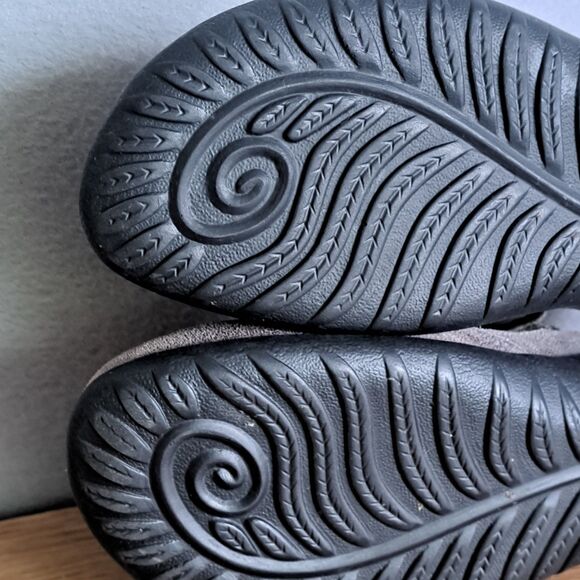 Naot Arataki Women’s 40 Silver Gray Leather Strappy Sandals Low Heel Mary Jane - Picture 11 of 13